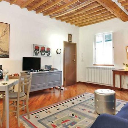 Casa Jole Apartment ลุคคา ภายนอก รูปภาพ
